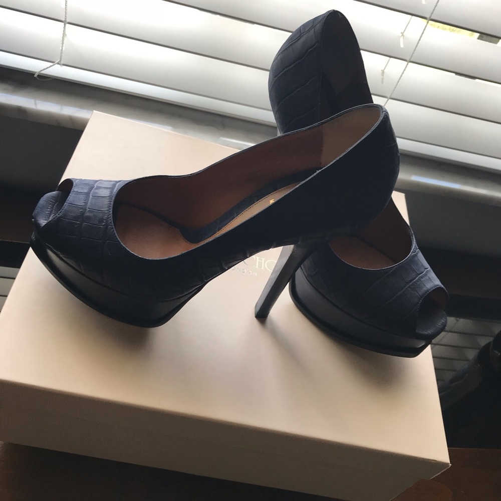 Fendi heels